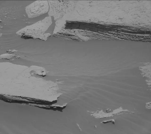 Sol 4049: Mast Camera (Mastcam)