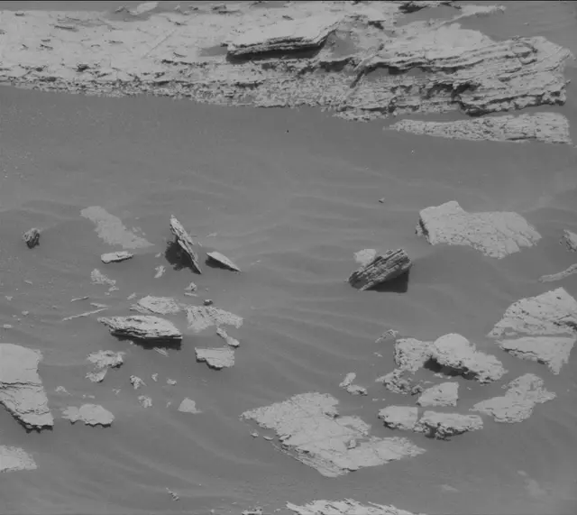 Sol 4049: Mast Camera (Mastcam)