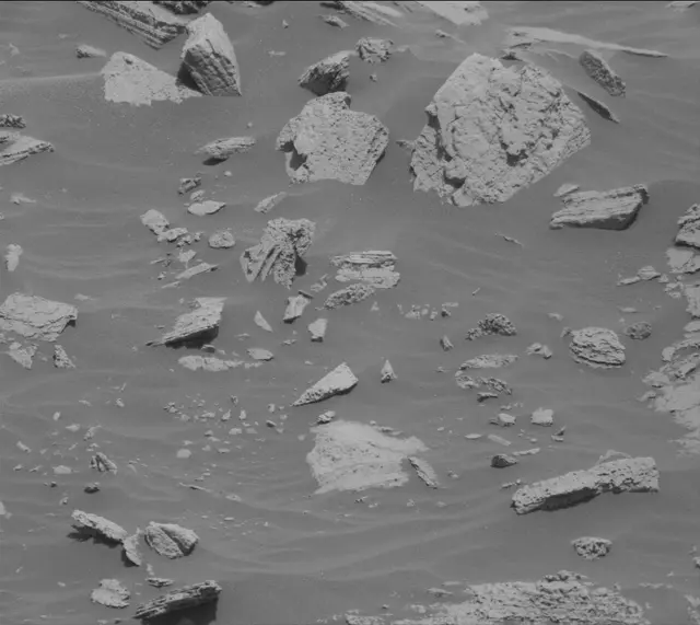 Sol 4049: Mast Camera (Mastcam)