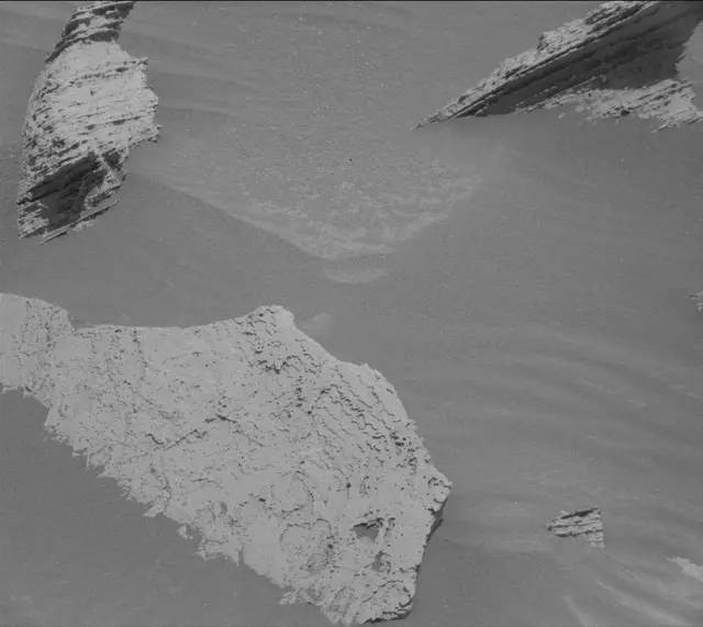 Sol 4049: Mast Camera (Mastcam)
