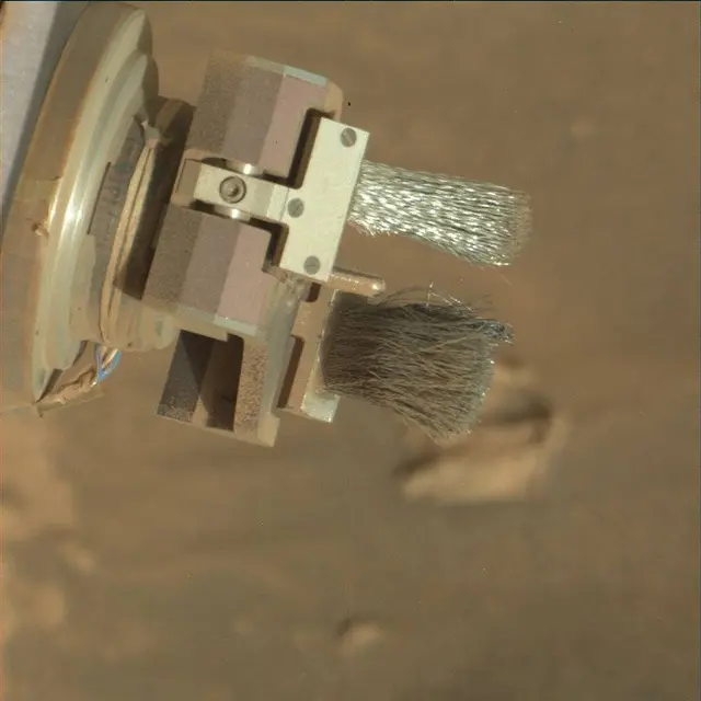 Sol 4053: Mast Camera (Mastcam)