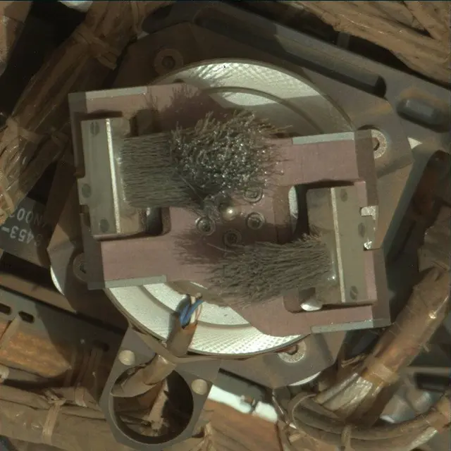 Sol 4053: Mast Camera (Mastcam)