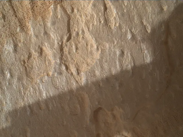 Sol 4053: Mars Hand Lens Imager (MAHLI)