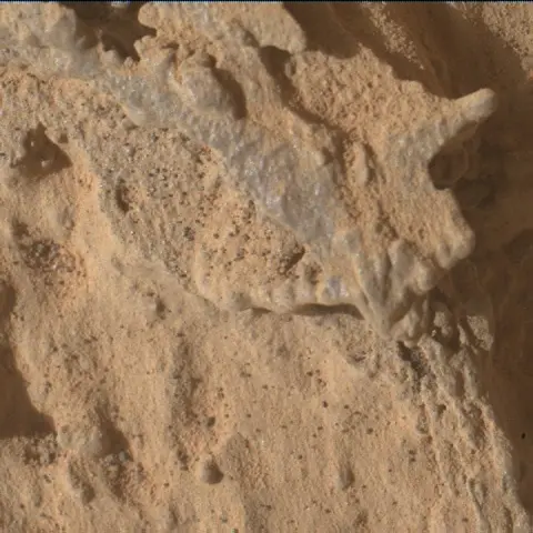 Sol 4053: Mars Hand Lens Imager (MAHLI)