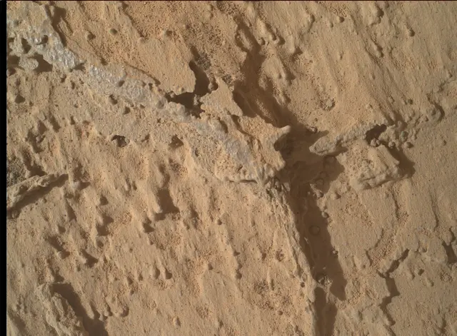Sol 4053: Mars Hand Lens Imager (MAHLI)