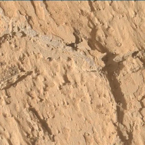 Sol 4053: Mars Hand Lens Imager (MAHLI)