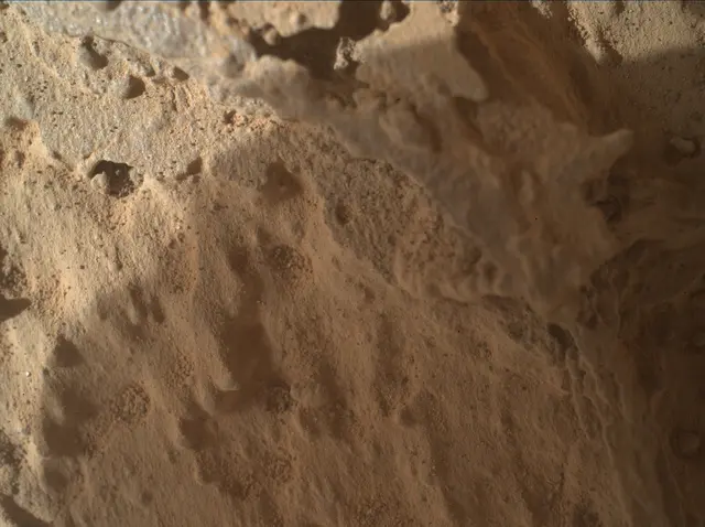 Sol 4053: Mars Hand Lens Imager (MAHLI)