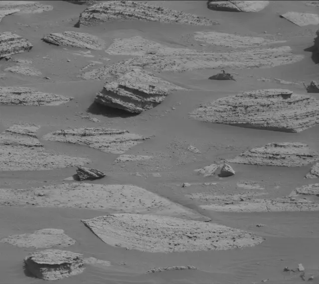 Sol 4054: Mast Camera (Mastcam)