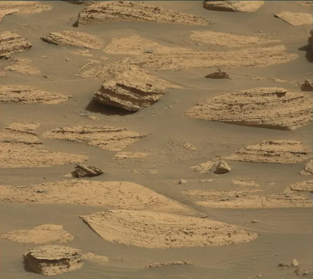 Sol 4054: Mast Camera (Mastcam)