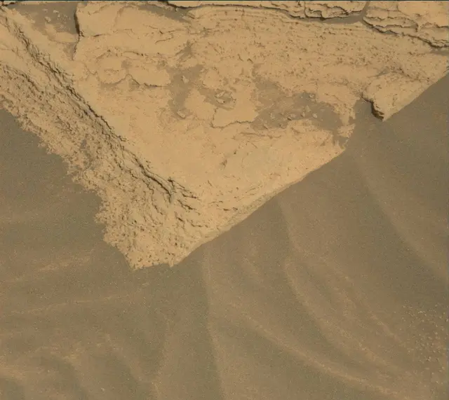 Sol 4054: Mast Camera (Mastcam)