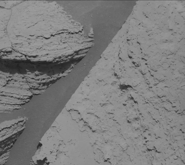 Sol 4056: Mast Camera (Mastcam)