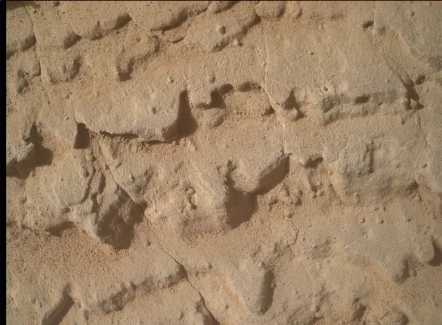 Sol 4056: Mars Hand Lens Imager (MAHLI)