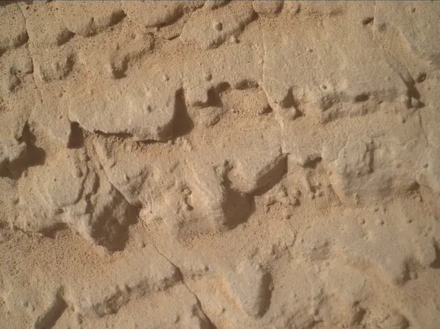 Sol 4056: Mars Hand Lens Imager (MAHLI)