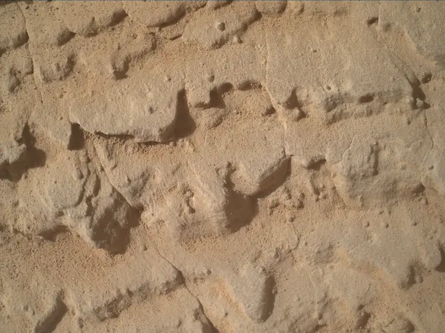 Sol 4056: Mars Hand Lens Imager (MAHLI)