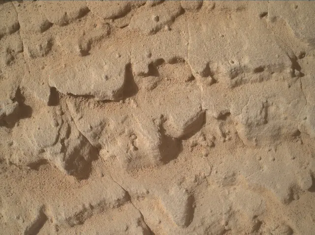 Sol 4056: Mars Hand Lens Imager (MAHLI)