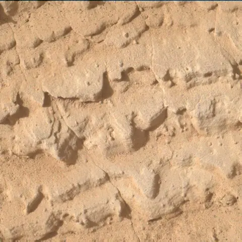 Sol 4056: Mars Hand Lens Imager (MAHLI)