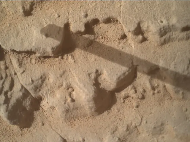 Sol 4056: Mars Hand Lens Imager (MAHLI)