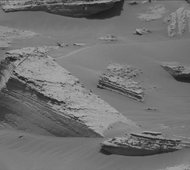 Sol 4057: Mast Camera (Mastcam)