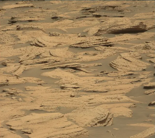Sol 4057: Mast Camera (Mastcam)