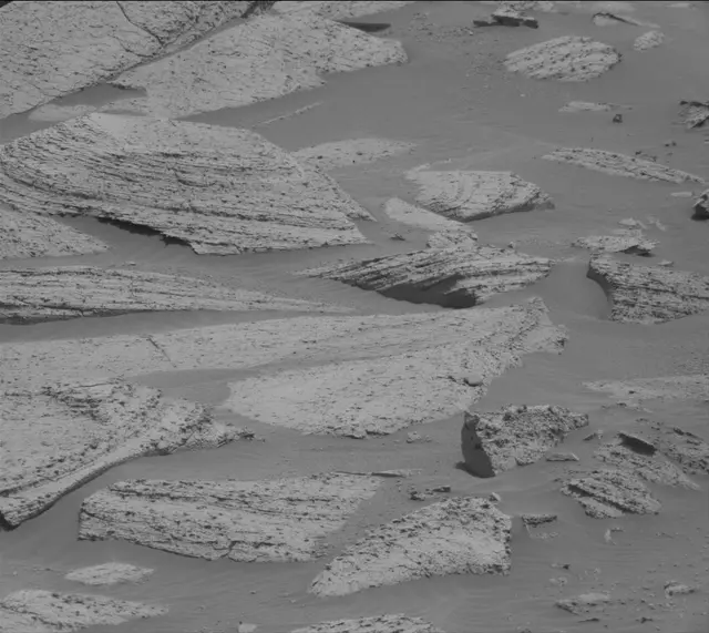 Sol 4057: Mast Camera (Mastcam)