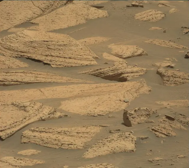 Sol 4057: Mast Camera (Mastcam)