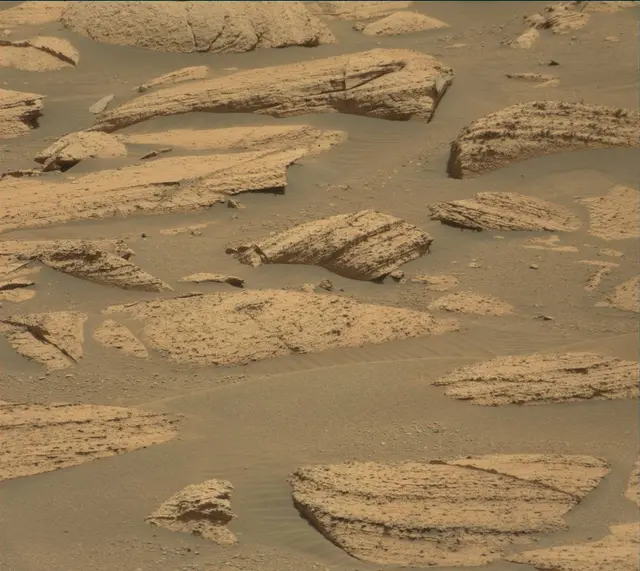 Sol 4057: Mast Camera (Mastcam)