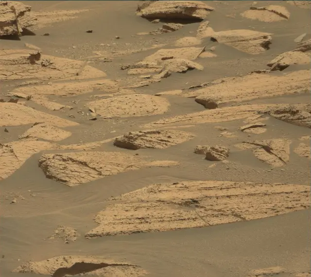 Sol 4057: Mast Camera (Mastcam)