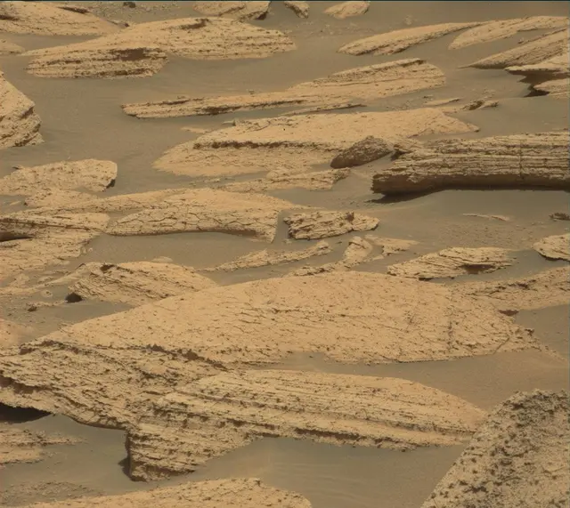Sol 4057: Mast Camera (Mastcam)