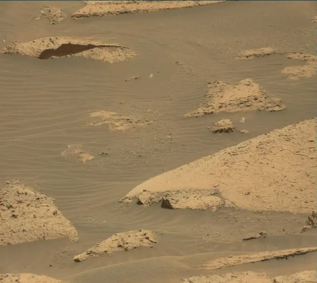 Sol 4057: Mast Camera (Mastcam)