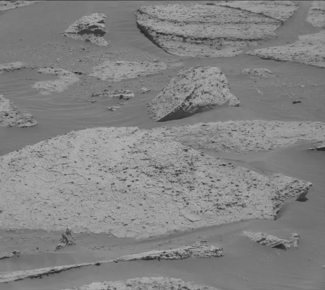 Sol 4057: Mast Camera (Mastcam)