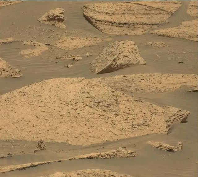 Sol 4057: Mast Camera (Mastcam)