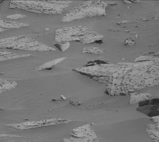 Sol 4057: Mast Camera (Mastcam)