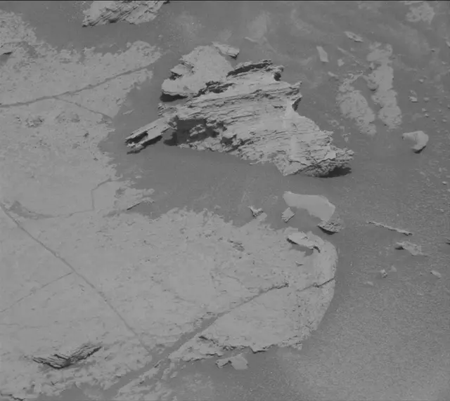 Sol 4057: Mast Camera (Mastcam)