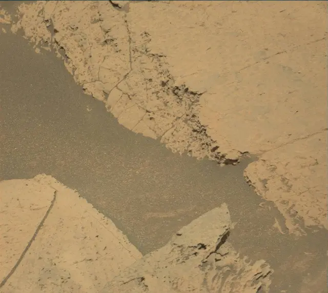 Sol 4057: Mast Camera (Mastcam)