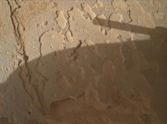 Sol 4057: Mars Hand Lens Imager (MAHLI)