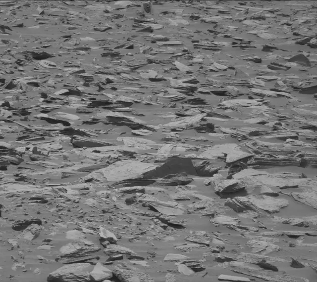 Sol 4060: Mast Camera (Mastcam)