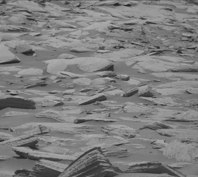 Sol 4060: Mast Camera (Mastcam)