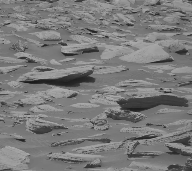 Sol 4060: Mast Camera (Mastcam)