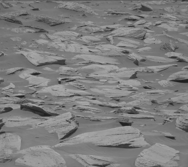 Sol 4060: Mast Camera (Mastcam)