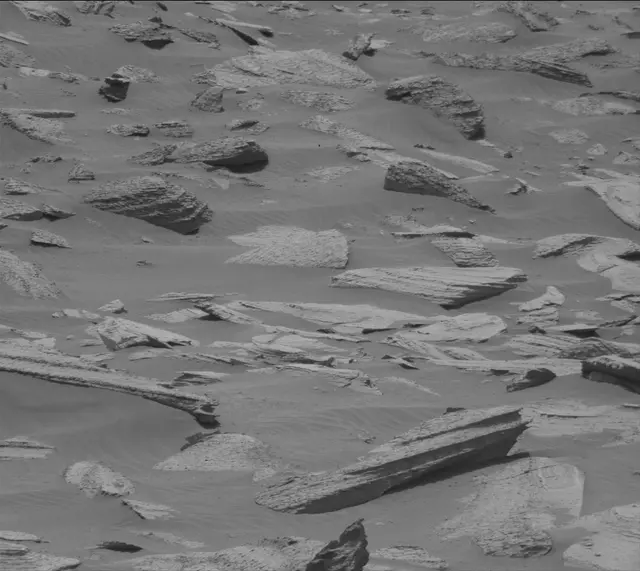 Sol 4060: Mast Camera (Mastcam)