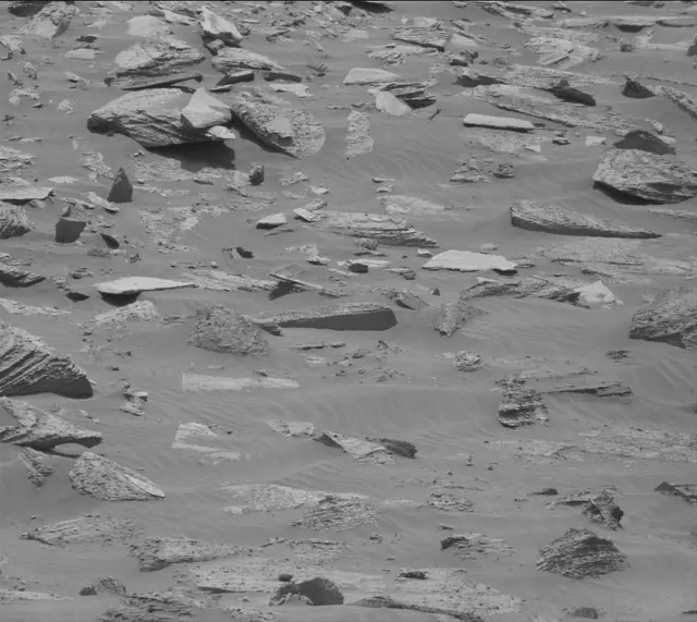 Sol 4060: Mast Camera (Mastcam)