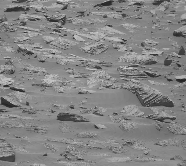 Sol 4060: Mast Camera (Mastcam)