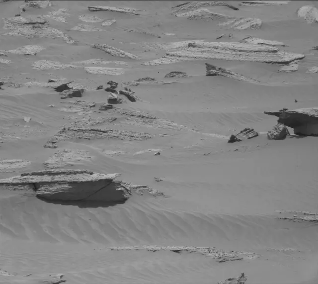Sol 4060: Mast Camera (Mastcam)