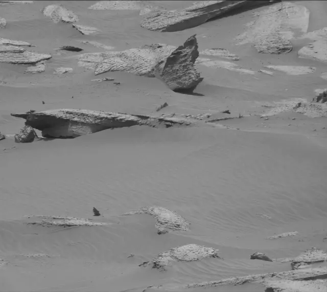 Sol 4060: Mast Camera (Mastcam)
