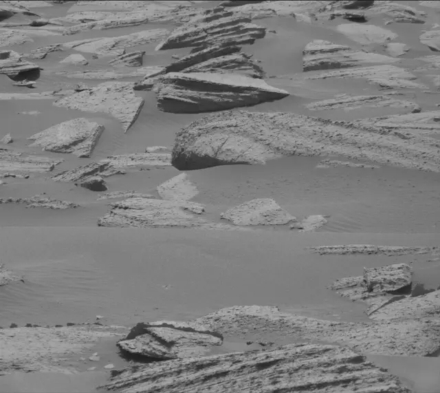 Sol 4060: Mast Camera (Mastcam)