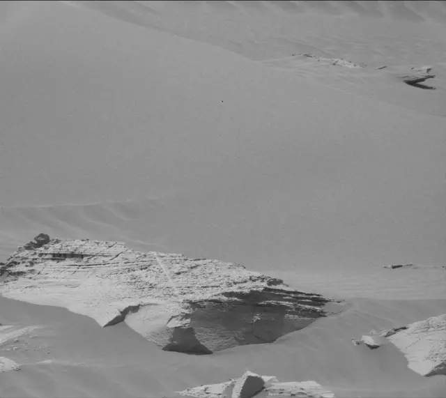 Sol 4060: Mast Camera (Mastcam)
