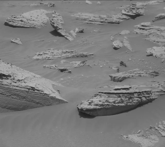 Sol 4060: Mast Camera (Mastcam)