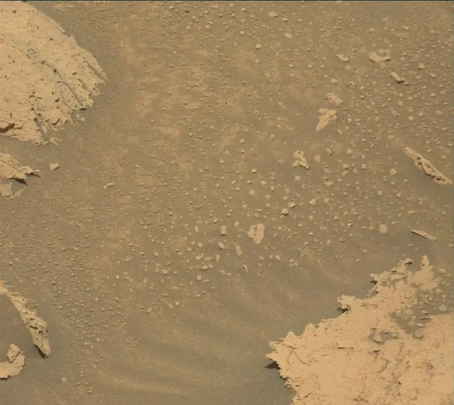 Sol 4060: Mast Camera (Mastcam)