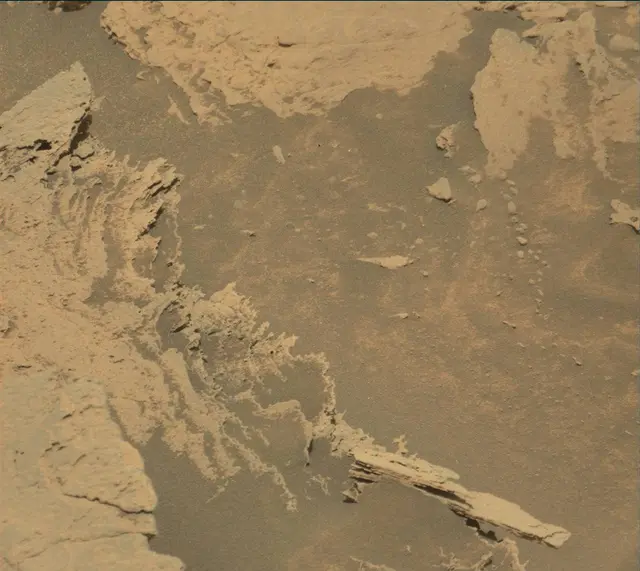 Sol 4060: Mast Camera (Mastcam)