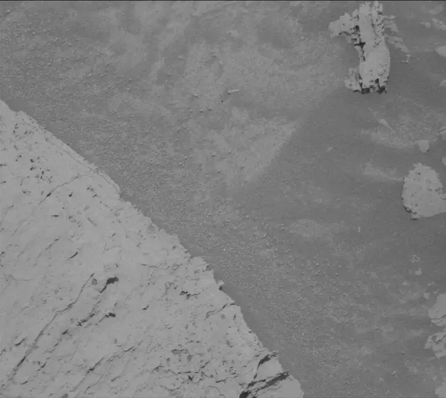 Sol 4060: Mast Camera (Mastcam)
